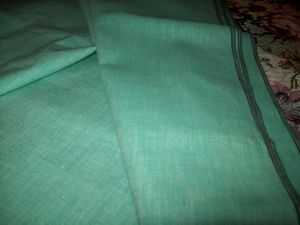 TISSU ANCIEN VERT CLAIR 3 Mètres  COSTUMES OU DECO