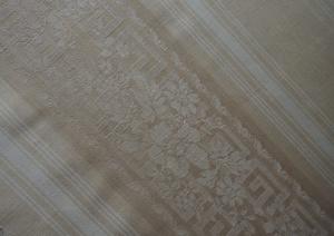 Toile à matelas ancienne , jolies bandes de fleurs, coloris beige/ lin