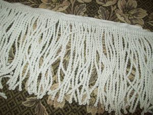 TRES GROSSES FRANGES ANCIENNES 19 EME, passementerie blanche coton