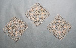 3 incrustations anciennes dentelle main, dentelle de Venise