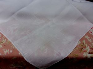 charmante nappe  blanche vintage , déco shabby, 174 x 158 cms