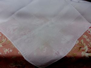 charmante nappe  blanche vintage , déco shabby, 