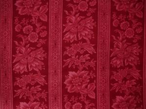 Beau tissu ancien 19ème , rouge profond