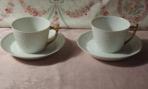 2 jolies tasses anciennes en porcelaine , Old England