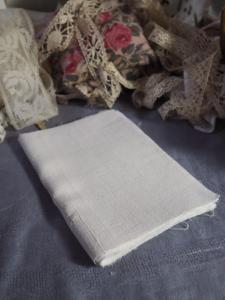 Carnet de lins anciens , pour création de livre textile