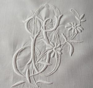 Très grand et superbe monogramme ancien JB