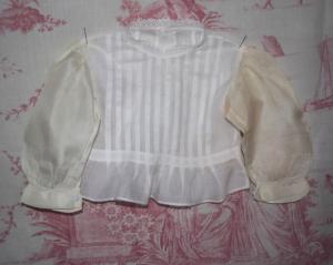  Chemisier ancien, Brassière ancienne de bébé , 19 ème , pour poupée