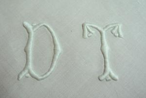 monogramme ancien DT