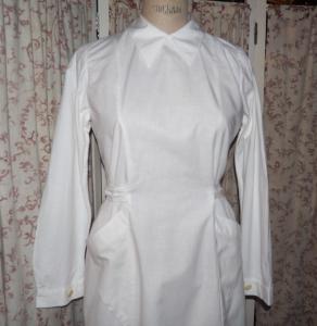 Belle blouse ancienne, nurse, infirmière, commerçante, blouse blanche