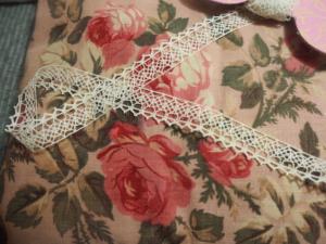 Fine dentelle ancienne , 2,90 mètres