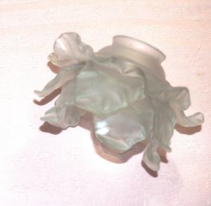 Grosse tulipe ancienne d'éclairage, verrerie ancienne, en forme de rose