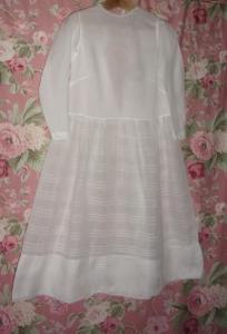 robe ancienne de communiante pour déco ou réutilisation poupée déco shabby