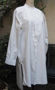 Grande chemise ancienne pour homme , plastron plat, à restaurer