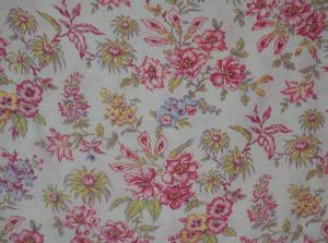 Tissu ancien , jolies fleurs coloris pastels
