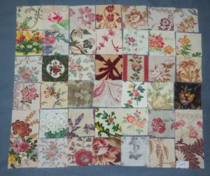 Lot de 42 petits coupons de tissus anciens pour patchwork..xxxx