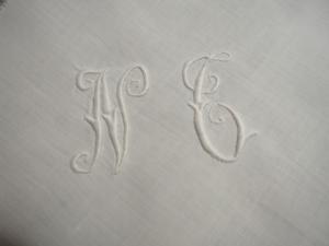 Monogramme ancien NT