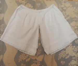 Culotte fendue ancienne, broderie main , festons, lingerie ancienne